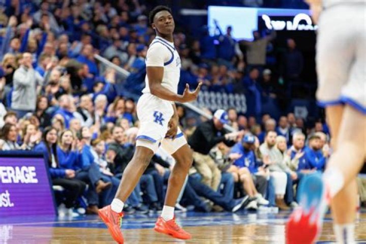 
10 Facts To Know About Kentucky Wildcats Guard Adou Thiero 