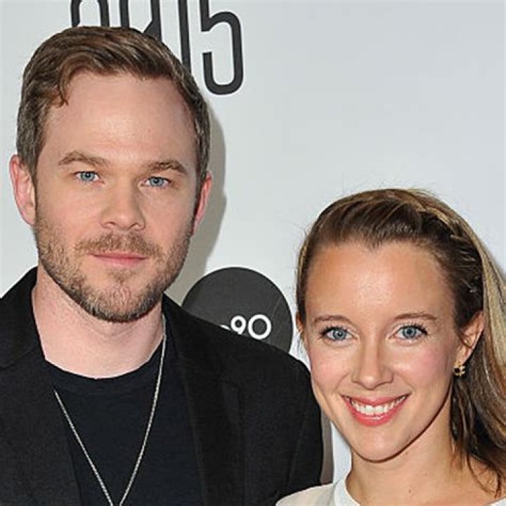 Aaron Ashmore And His Wife Zoë Kate Dated For Five Years Before Getting Married In 2014