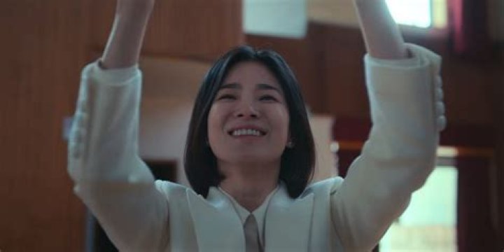 
“Act even crazier”: Song Hye-kyo reveals how she upped the intensity of her character in The Glory 
