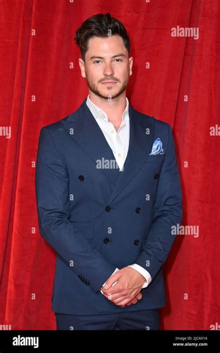 Actor Toby Alexander Smith Set To Marry Partner Amy Walsh As Couple Welcomed Baby Together