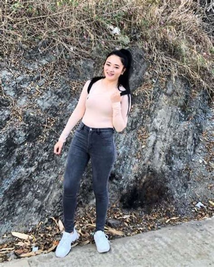 
Adeline Pach Height, Weight, Net Worth, Age, Birthday, Wikipedia, Who, Nationality, Biography 