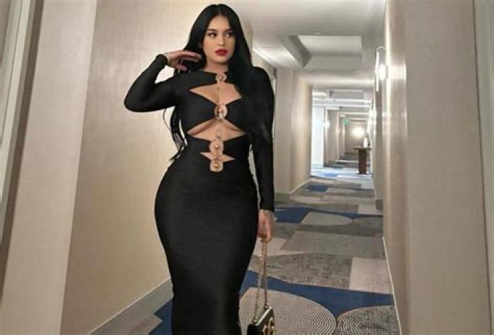 Alba Santana Height, Weight, Net Worth, Age, Birthday, Wikipedia, Who, Nationality, Biography