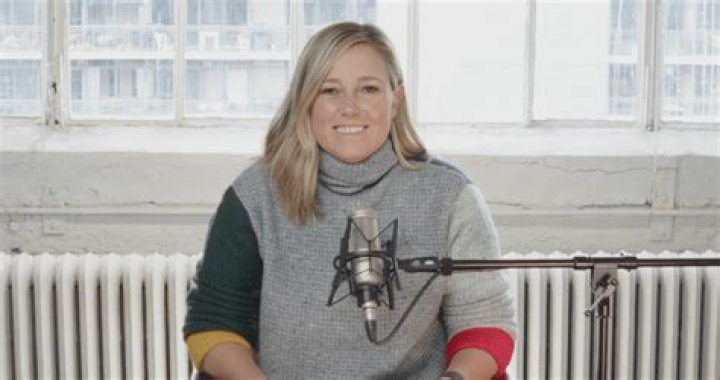 Amber MacArthur Height, Weight, Net Worth, Age, Birthday, Wikipedia, Who, Instagram, Biography