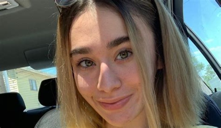 
Amber Van Pelt Height, Weight, Net Worth, Age, Birthday, Wikipedia, Who, Nationality, Biography 