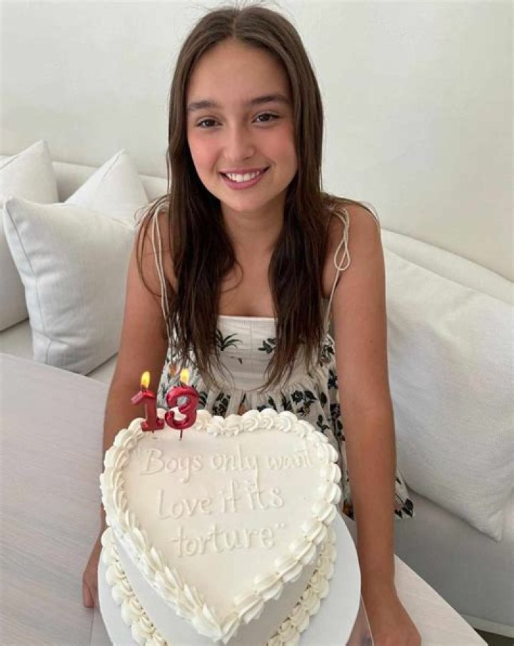 Arabella Rose Kushner Height, Weight, Net Worth, Age, Birthday, Wikipedia, Who, Instagram, Biography