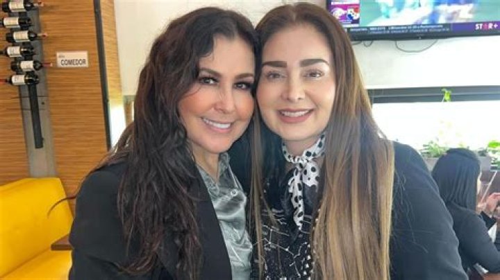 Arelys Henao Grew Up With Thirteen Siblings In Her Family