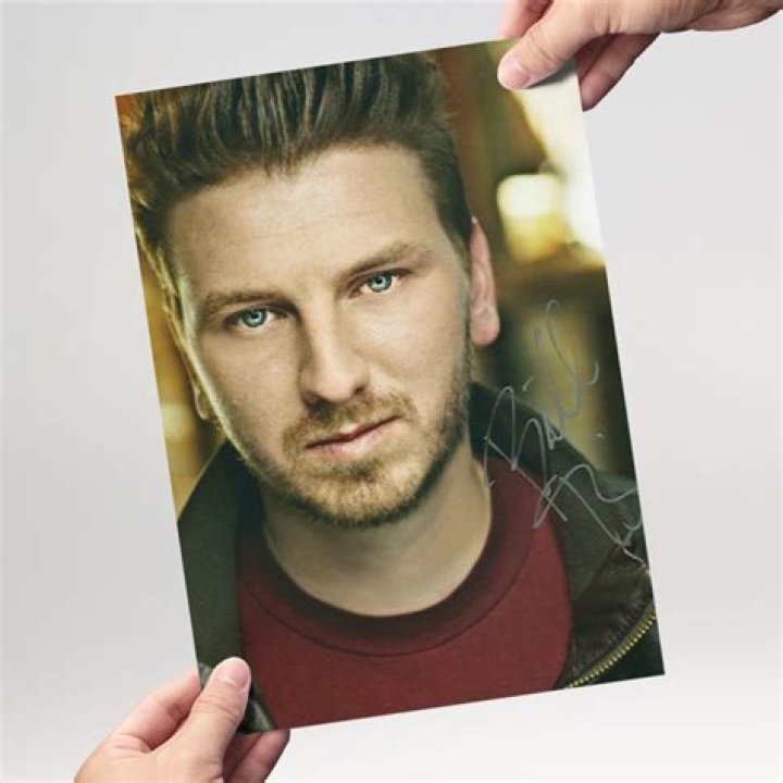 
Bill Tangradi Height, Weight, Net Worth, Age, Birthday, Wikipedia, Who, Nationality, Biography 