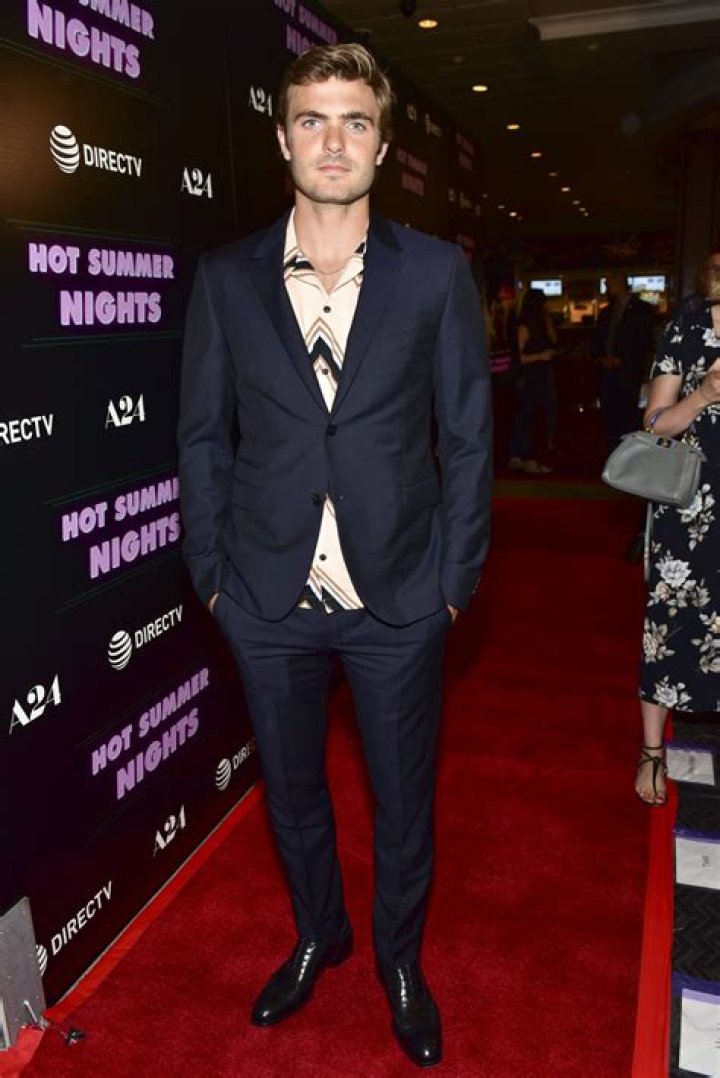 Bobby Roe Height, Weight, Net Worth, Age, Wiki, Who, Instagram, Biography