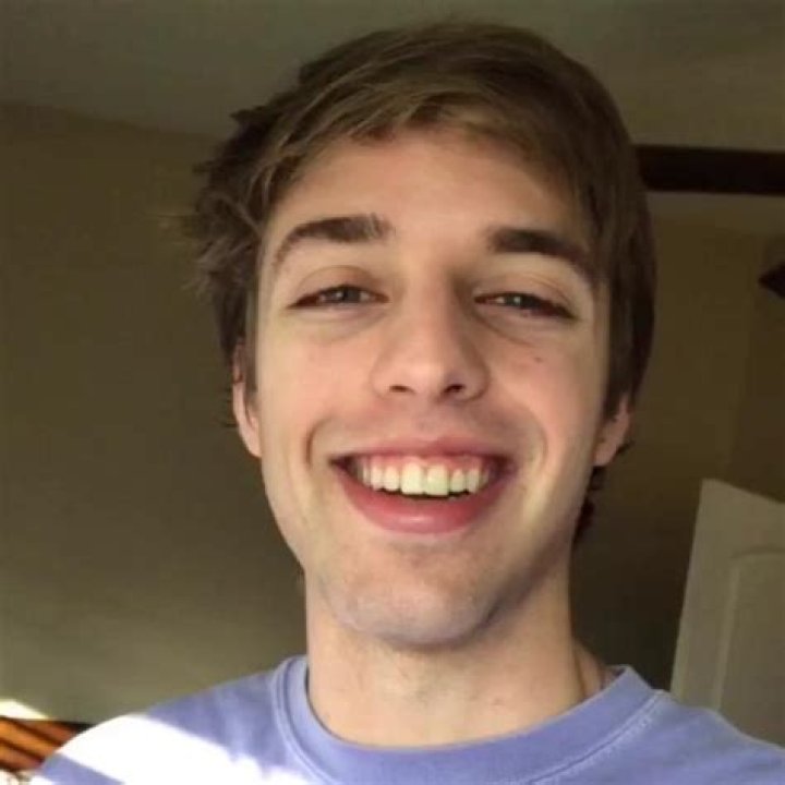 
Boiohboii (TikTok Star) Biography, Age, Girlfriend, Height, Net Worth 