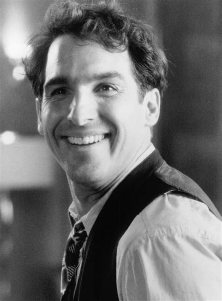 Brian Edward Benben Height, Weight, Net Worth, Age, Birthday, Wikipedia, Who, Instagram, Biography