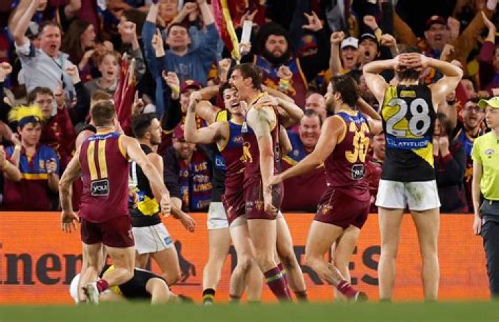 
Brisbane Lions Forward Joe Daniher Leaves The Game In Rush To Welcome His First Baby 
