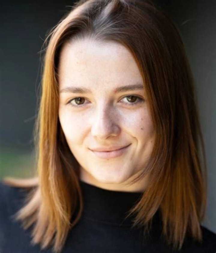 Caitlin Innes Edwards Height, Weight, Net Worth, Age, Birthday, Wikipedia, Who, Instagram, Biography