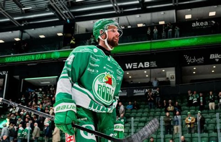 Calvin De Haan Height, Weight, Net Worth, Age, Birthday, Wikipedia, Who, Instagram, Biography