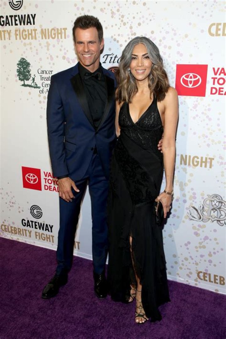 
Cameron Mathison’s Wife, Vanessa Arevalo Is A Beautiful Model! 