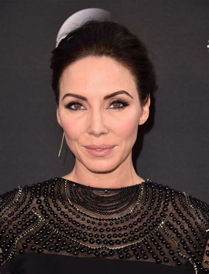 Carrie Cummings Height, Weight, Net Worth, Age, Wiki, Who, Instagram, Biography