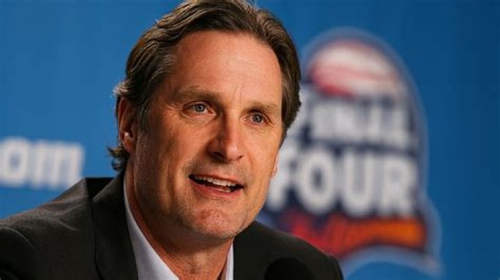 Christian Laettner Height, Weight, Net Worth, Age, Birthday, Wikipedia, Who, Nationality, Biography