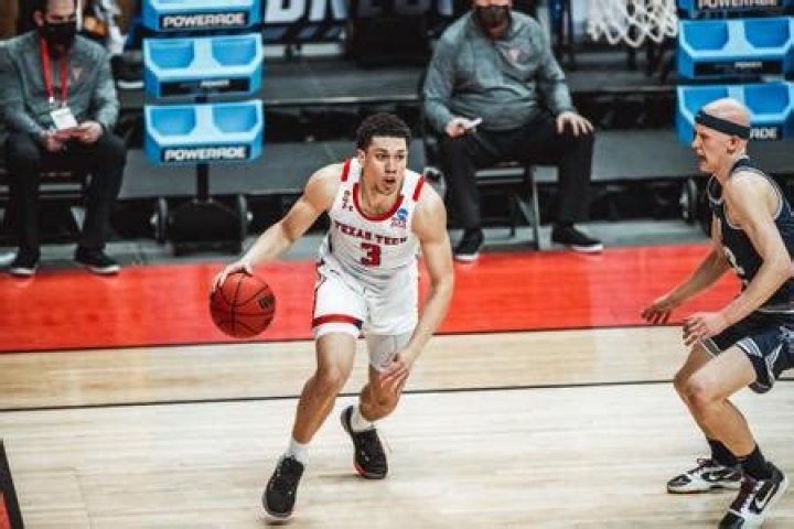 
Clarence Nadolny Height, Weight, Net Worth, Age, Birthday, Wikipedia, Who, Nationality, Biography 