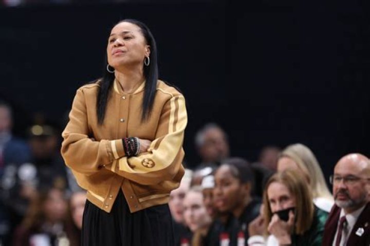 
Dawn Staley Does Not Have A Son Or Any Kids – Is The South Carolina Gamecocks Head Coach Married? 