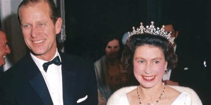 
Did Pat Kirkwood Cheat On Peter Knight With Prince Philip? Affair And Relationships 