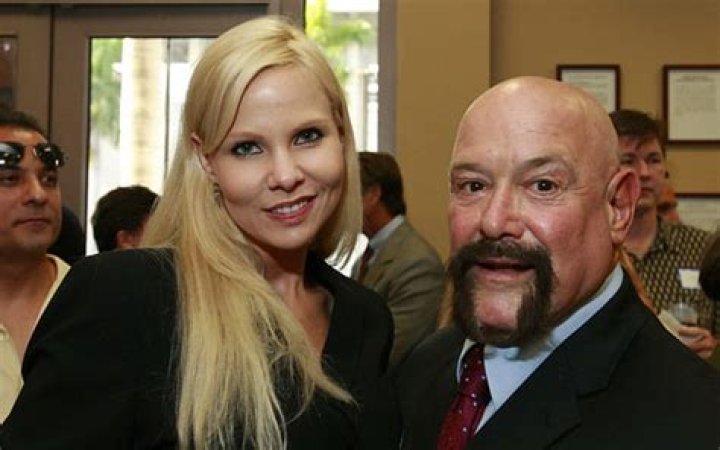 Did Ted Vernon and Robin split? Wiki: Divorce, Net Worth, Age, Arrested, Beat Robin, Marriage