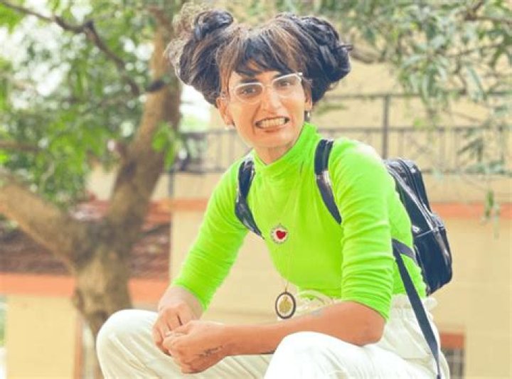 
Dimpal Bhal Height, Weight, Net Worth, Age, Birthday, Wikipedia, Who, Nationality, Biography 