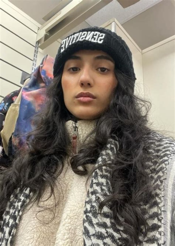 
Diya Dabash – Dexxone Height, Net Worth, Age, Who, Facts, Biography, Wiki 