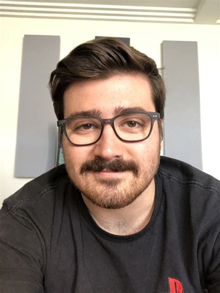 Eddy Burback Height, Weight, Net Worth, Age, Birthday, Wikipedia, Who, Instagram, Biography