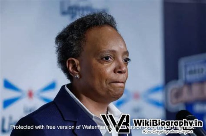 Elijah Lightfoot Height, Weight, Net Worth, Age, Birthday, Wikipedia, Who, Nationality, Biography