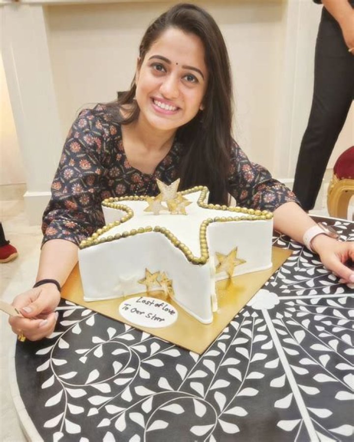 
Elina SamantRay Height, Weight, Net Worth, Age, Birthday, Wikipedia, Who, Instagram, Biography 