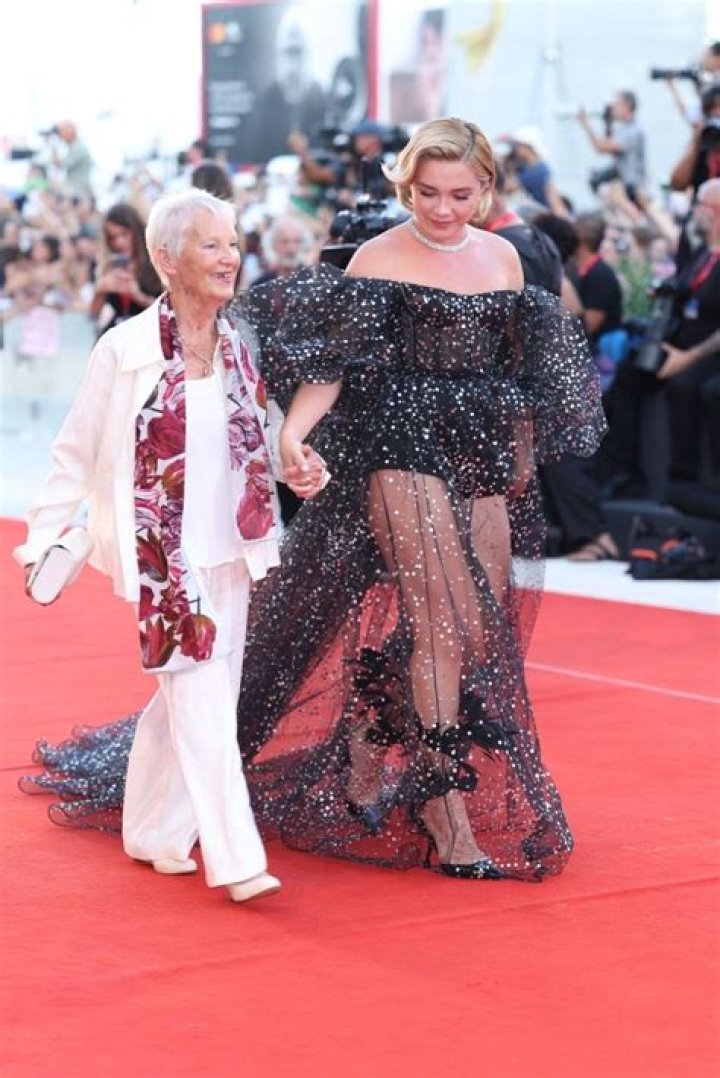 
Florence Pugh Walks Venice Film Festival Red Carpet Amid ‘Don’t Worry Darling’ Drama 
