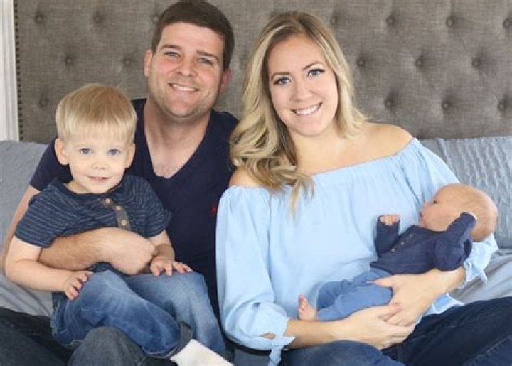 
Former FOX5 Anchor, Faith Rempe, 31, dies of Cancer 