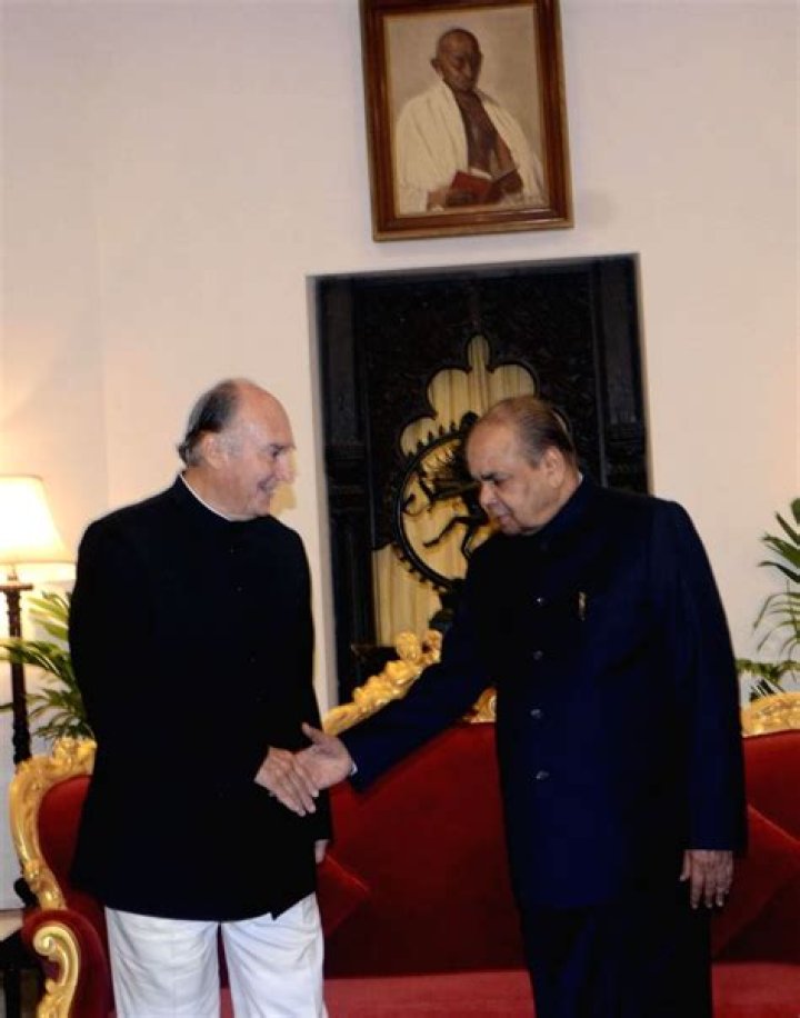 
Former Governor Kateekal ‘K’ Sankaranarayanan Death At The Age Of 89- Meet His Family 