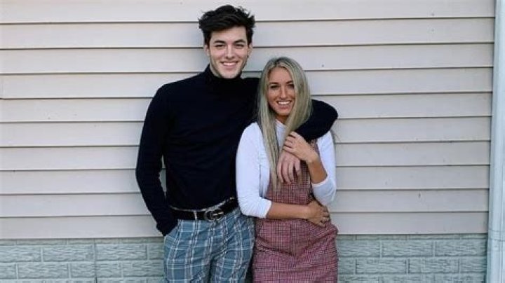 Graham Stephan Girlfriend Macy Savannah Is A YouTuber