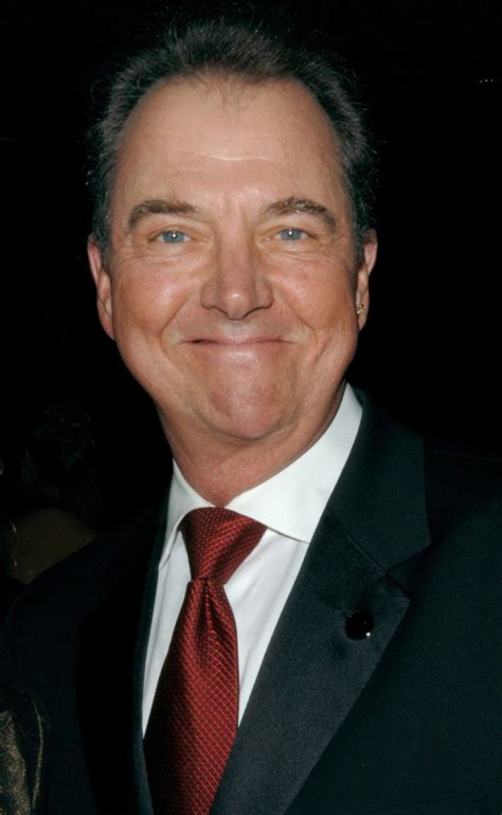 Gregory Itzin Height, Weight, Net Worth, Age, Birthday, Wikipedia, Who, Instagram, Biography