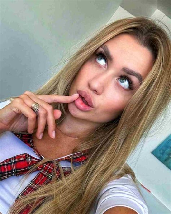 Haley Bertolet Height, Weight, Net Worth, Age, Birthday, Wikipedia, Who, Nationality, Biography