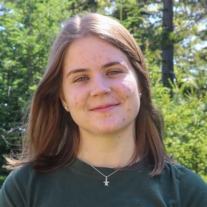 
Hannah Sterling Age, Birthday, Wikipedia, Who, Nationality, Biography 