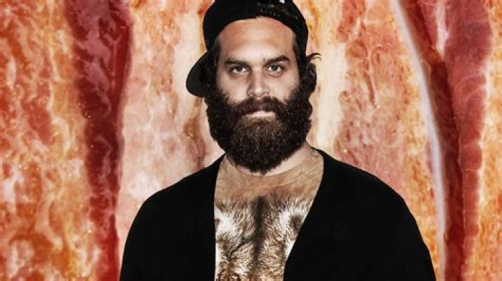
Harley Morenstein Brother Darren Morenstein Is The Co-Producer of Epic Meal Time 