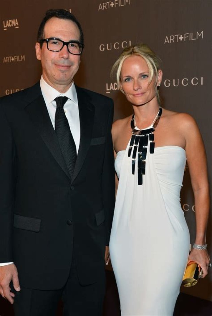 
Heather deForest Crosby: Steven Mnuchin’s ex-wife Wiki: Death, Age, Divorce, Married, Children 