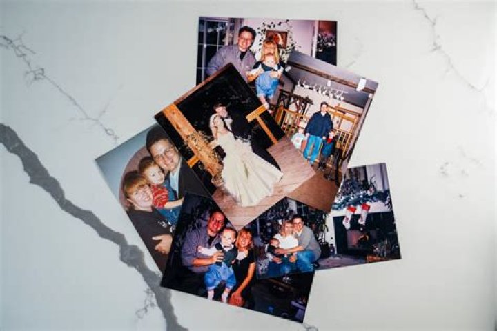 
How Did Stewart Rhodes Eye Got Injured? Details On His Age, Wife And Family – Is He Still In Jail? 