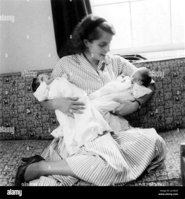 How Old Is Anne Korbel Albright? Everything To Know About Madeleine Albright Daughter