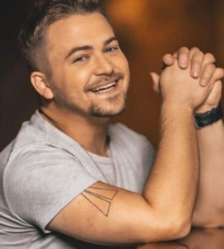 Hunter Hayes Height, Weight, Net Worth, Age, Birthday, Wikipedia, Who, Nationality, Biography