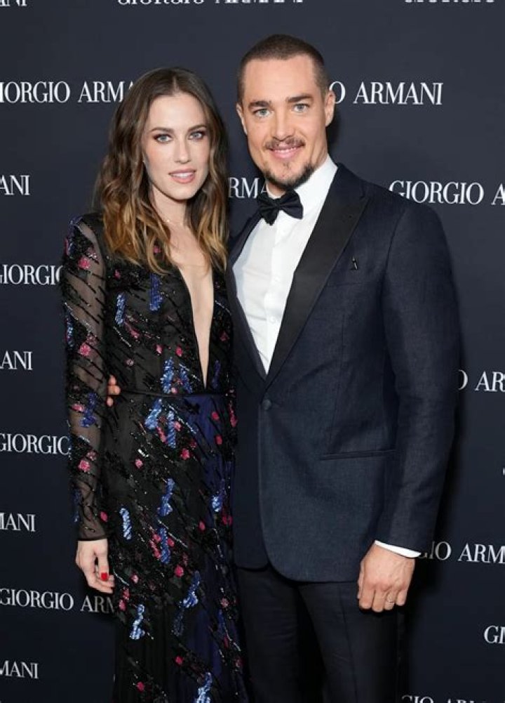 Is Alexander Dreymon Married to Wife? or Dating a Girlfriend?
