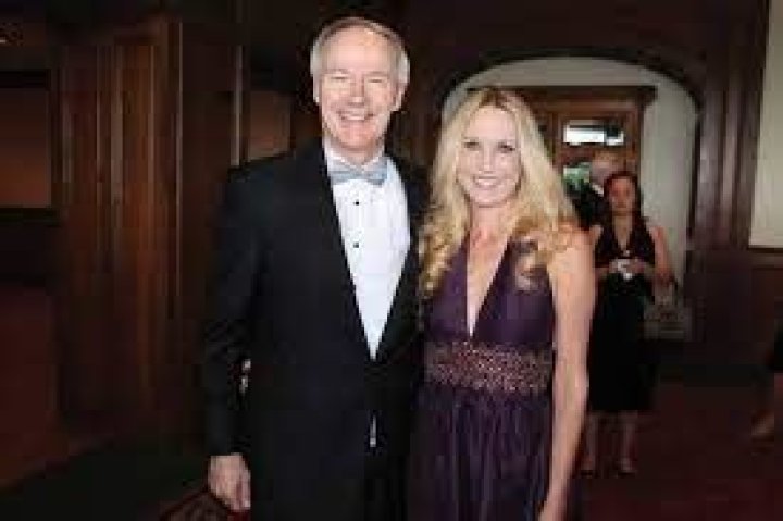 Is Asa Hutchinson Related To Cassidy Hutchinson? Meet Rumored Father-Daughter Duo