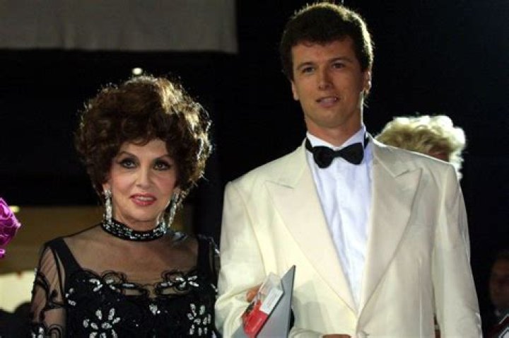 Is Gina Lollobrigida Married? Gina Lollobrigida Husband, Son, Kids, Family