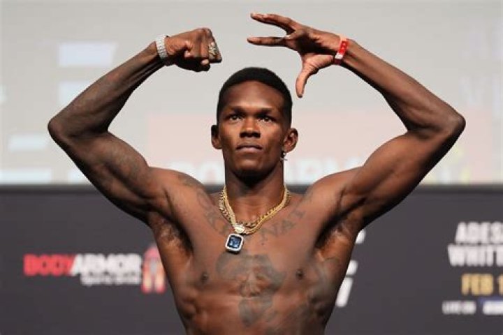 
Is Israel Adesanya Married to Wife? Or Dating a Girlfriend? 