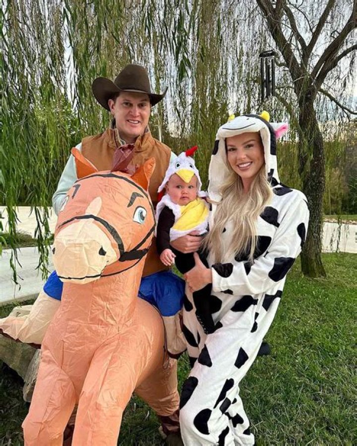 
Is Jon Pardi Wife Pregnant? Who is Summer Pardi? 