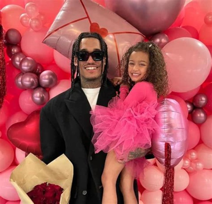 
Is Jordan Clarkson Married to Wife? Or Dating Girlfriend? Past Relationships. 