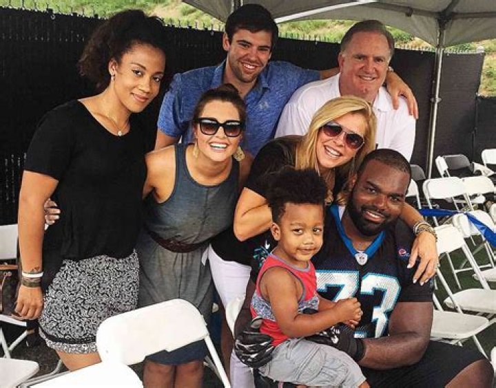 
Is Michael Oher Still Close To The Tuohys? Wife Tiffany Roy and Kids 