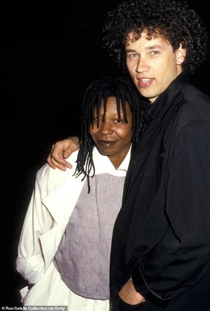 Is Whoopi Goldberg Lesbian? Age, Height, Net Worth