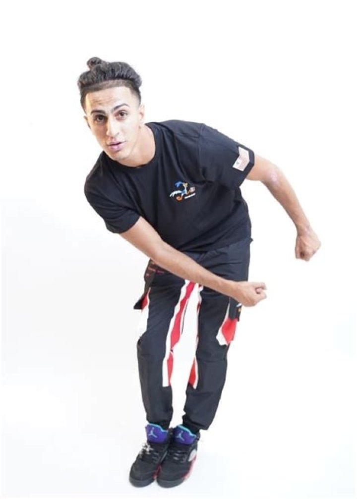 Izzy Tube Height, Weight, Net Worth, Age, Birthday, Wikipedia, Who, Instagram, Biography